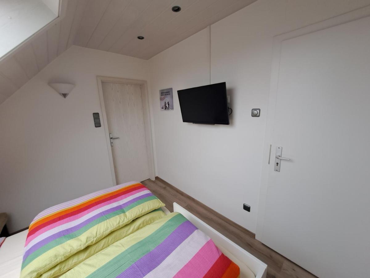 Mönchengladbach Muttis Apartment מראה חיצוני תמונה
