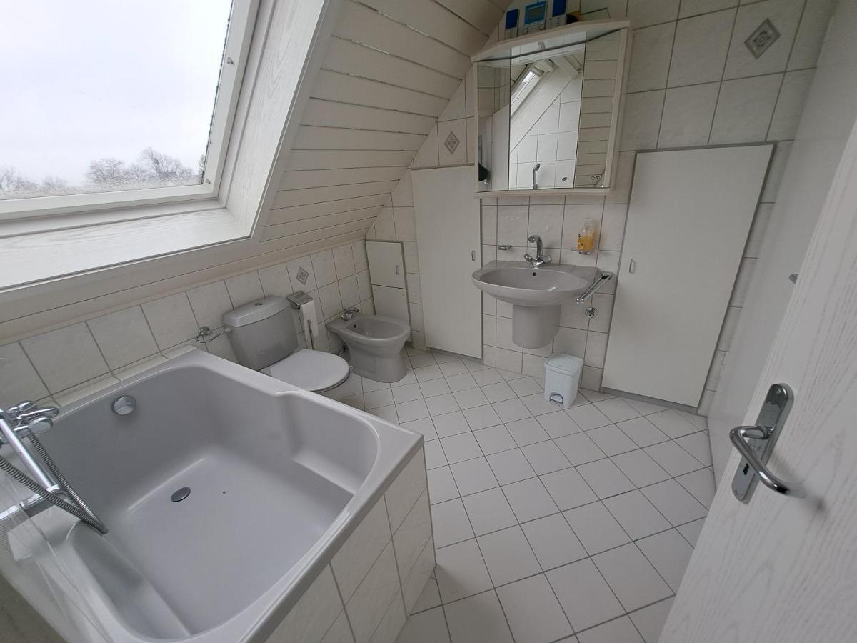 Mönchengladbach Muttis Apartment מראה חיצוני תמונה