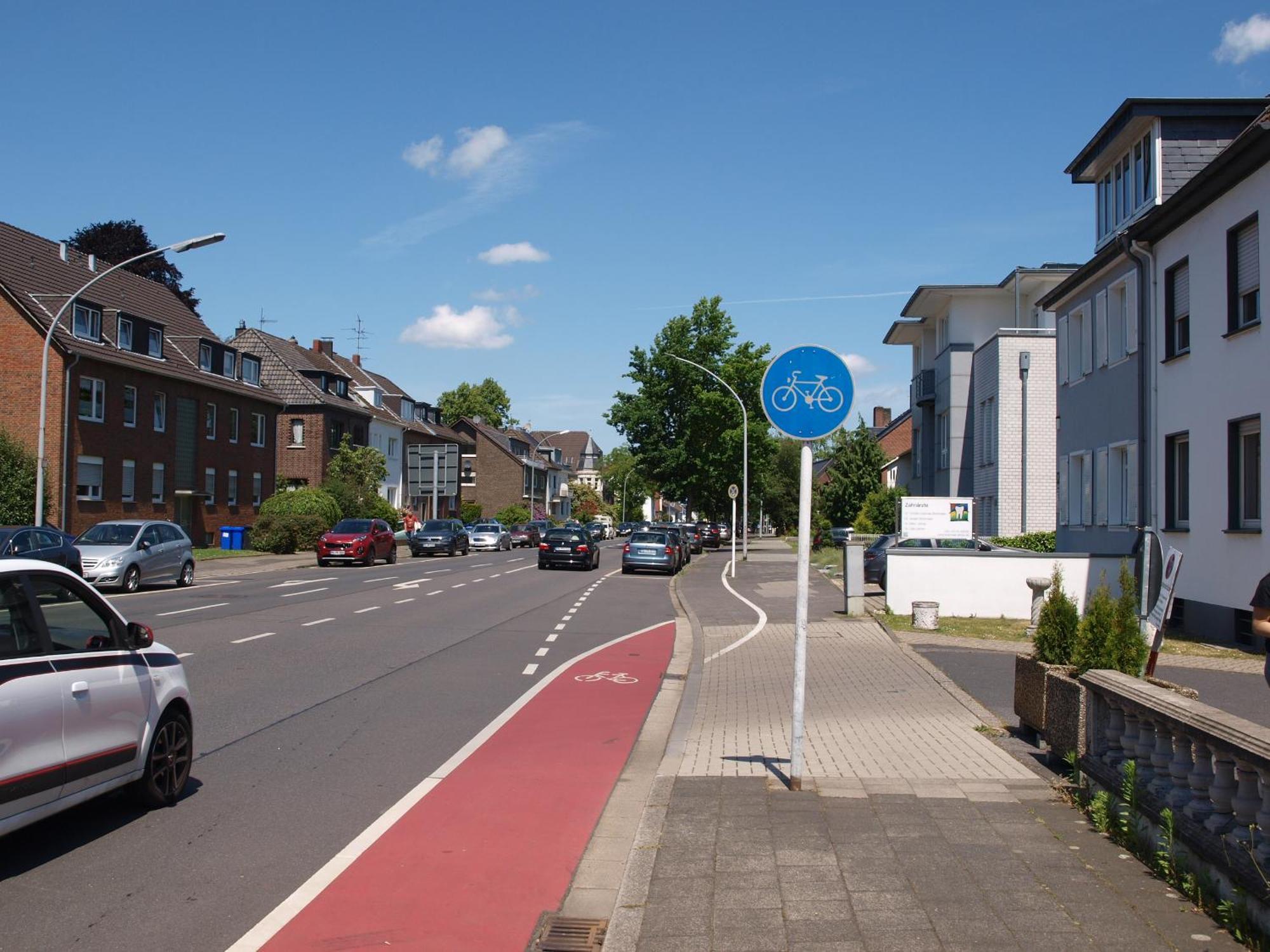 Mönchengladbach Muttis Apartment מראה חיצוני תמונה